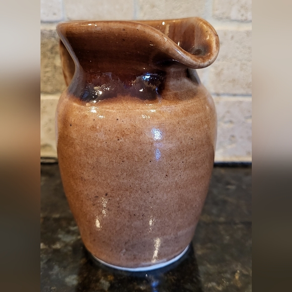 Cute Two Tone Brown Creamer Pitcher-John Barrow Pottery 1985 - Picture 4 of 13